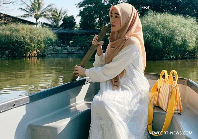 Style Pakaian islam Syari a la Larissa Chou